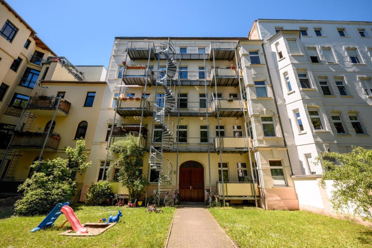 Helle Wohnung Mit Balkon In Grunen Innenhof - W-Lan, 4 Schlafplatze 마그데부르크 외부 사진